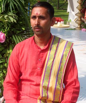 Acharya Harish Shastri<